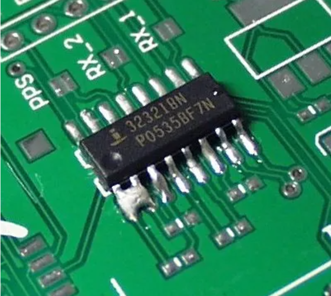 PCB厂家捷配教你一眼识破焊接缺陷，解析及应对大全！