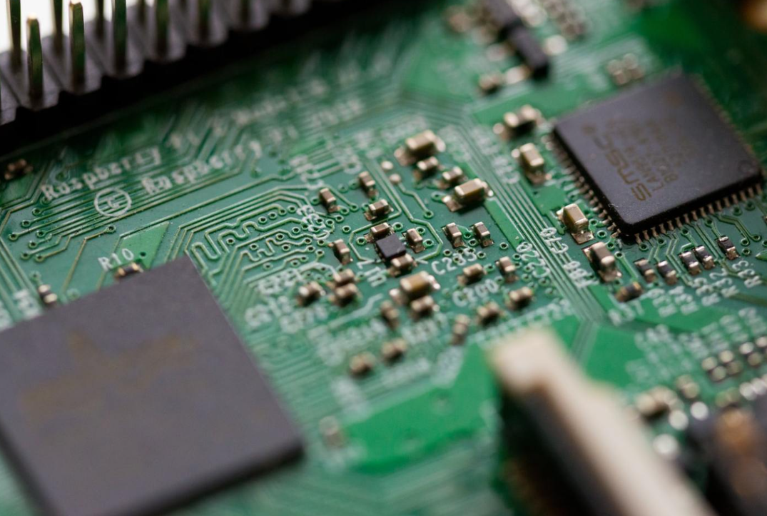 高频混压PCB的仿真补偿模型如何建立