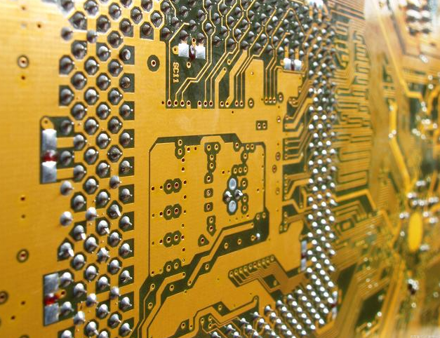 散热也靠走线？PCB铜箔导热小技巧