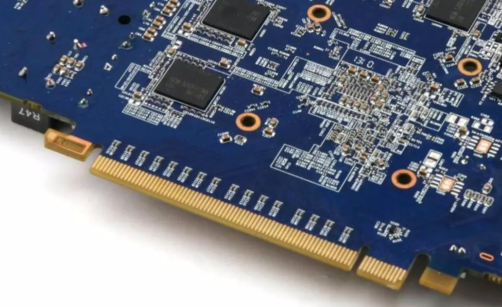 PCB金手指倒角区域的线路避让规则
