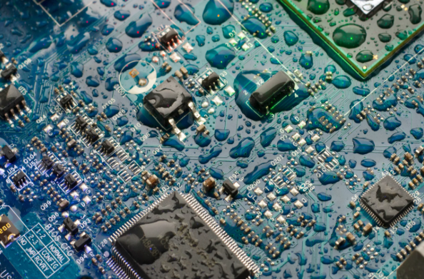 先进的PCB元件安装技术，实现高可靠性