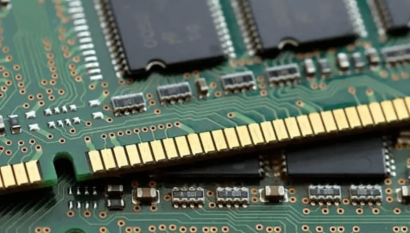 PCB 金手指斜角的技术瓶颈与未来发展趋势