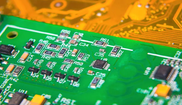 PCB 丝印标签的场景化应用