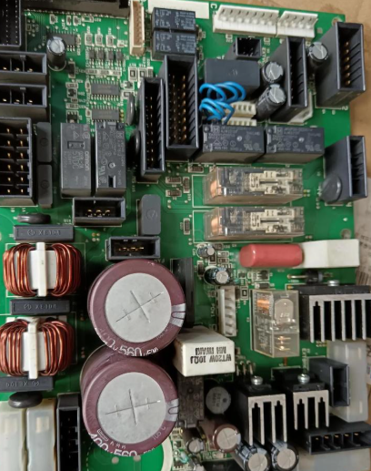 工业电源PCB的防潮防腐技术升级—应对恶劣环境的耐用性解决方案
