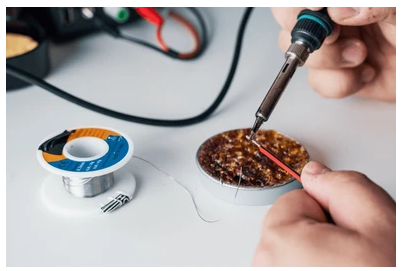 用于老式电子产品维修的松香助焊剂和焊接工具 用于老式电子产品维修的松香助焊剂和焊接工具